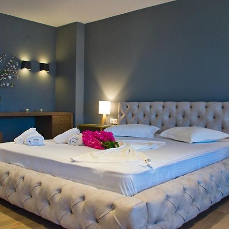 Hotel Viky Sarti Eksteriør bilde